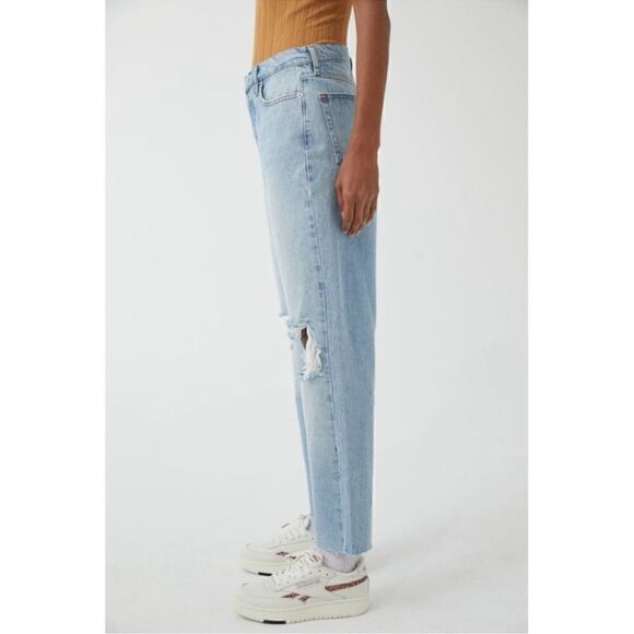 Urban Outfitters BDG Slim Straight Ripped Light Wash Jeans - Picture 3 of 15